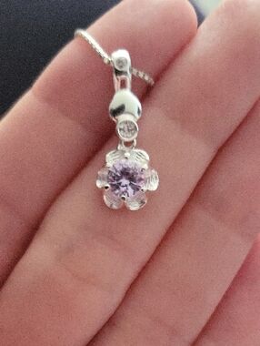 Delicate Purple Swarovski Flower Pendant Necklace - Silver Tone